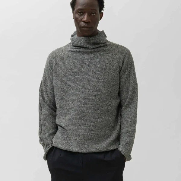 A.pressse Frozen Dew Perforated Knit Top worn side view