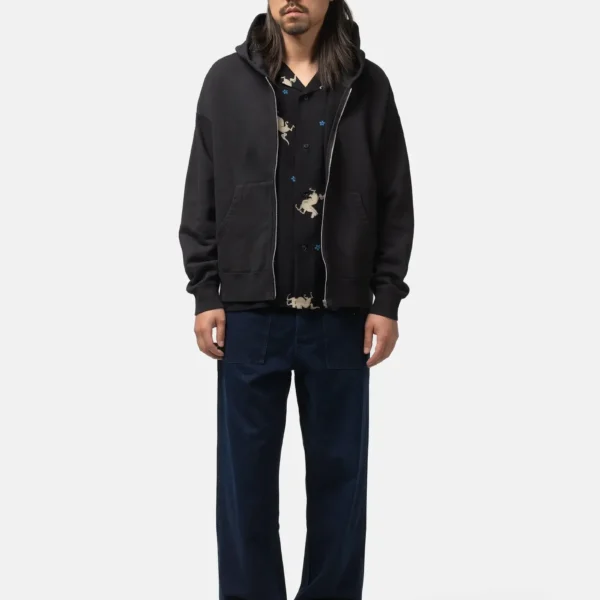 A.pressse Ultimate Jumbo SB Hoodie F.Z. Black wearing side view